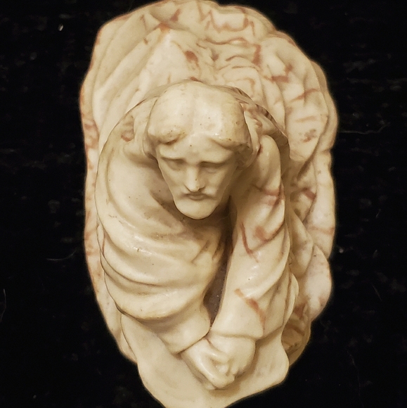 Cultured marble figurine made by House of Statues - Picture 2 of 10